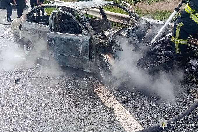 Новини Харкова: дрон поцілив у авто на київській трасі